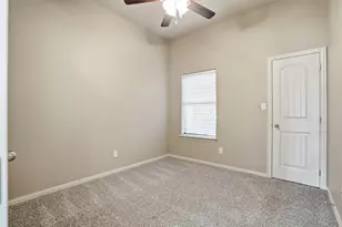 3202 Bowie St, Granbury, TX 76049 - Photo 30