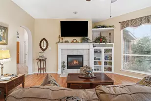 901 Dylan Ct, Burleson, TX 76028 - Photo 14