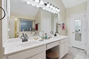 901 Dylan Ct, Burleson, TX 76028 - Photo 28