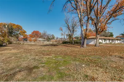 3009 Phyllis Lane, Farmers Branch, TX 75234 - Photo 6