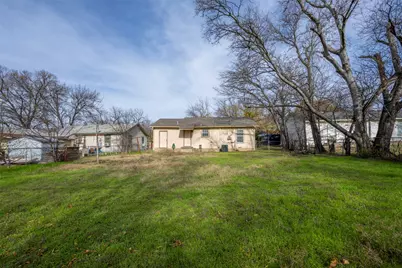 4320 Voncille Street, Haltom City, TX 76117 - Photo 2