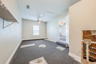 4320 Voncille St, Haltom City, TX 76117 - Photo 10