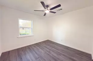 418 Clover Ln, Garland, TX 75043 - Photo 24