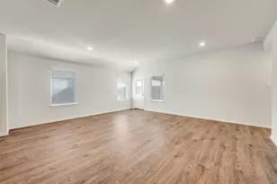 775 Tiger Lily Wy, Pilot Point, TX 76258 - Photo 8