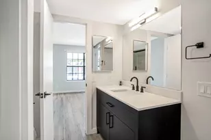 618 W Collins St, Denton, TX 76201 - Photo 18