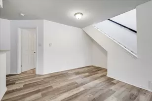 9831 Walnut St, Dallas, TX 75243 - Photo 8