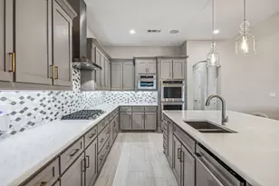 636 Spurlock St, Frisco, TX 75036 - Photo 10