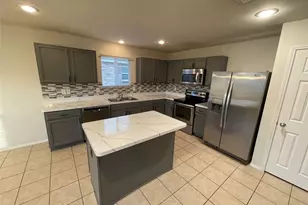 5817 Mountain Bluff Dr, Fort Worth, TX 76179 - Photo 12