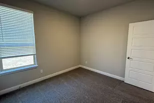 1918 Jackson St, Cleburne, TX 76033 - Photo 12