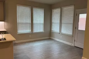 1918 Jackson St, Cleburne, TX 76033 - Photo 4