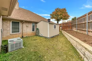 7747 Bridlewood Ct, North Richland Hills, TX 76182 - Photo 28