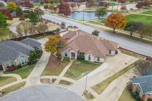7747 Bridlewood Ct, North Richland Hills, TX 76182 - Photo 2