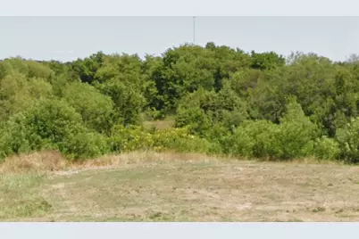 1004 Cove Meadow Court, Grand Prairie, TX 75104 - Photo 2