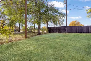 450 Hickory St, Lewisville, TX 75057 - Photo 28