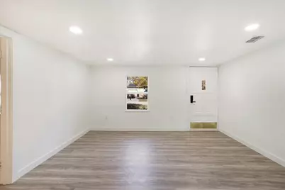 450 Hickory Street, Lewisville, TX 75057 - Photo 6