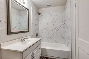 4256 Standish Rd, Fort Worth, TX 76133 - Photo 6