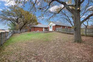 304 Whittier St, Highland Village, TX 75077 - Photo 30