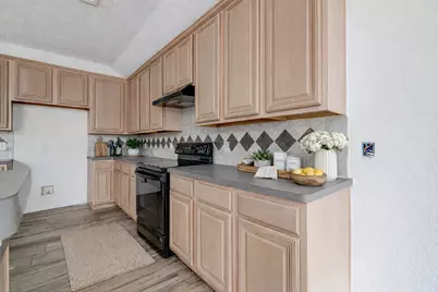 2525 Greenhaven Drive, Burleson, TX 76028 - Photo 12