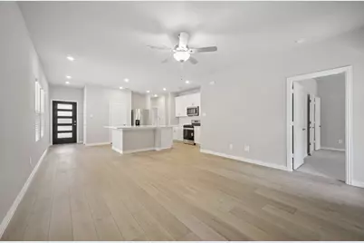 518 Clover Creek Drive, McKinney, TX 75071 - Photo 10