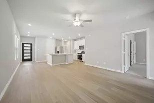 518 Clover Crk Dr, McKinney, TX 75071 - Photo 10