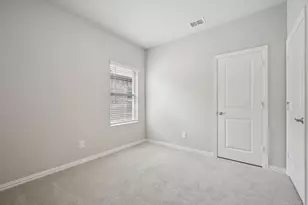 518 Clover Crk Dr, McKinney, TX 75071 - Photo 18