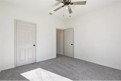609 W Washington Avenue, Whitney, TX 76692 - Photo 30