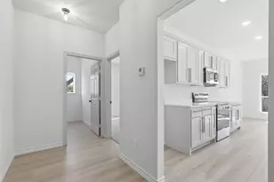 609 W Washington Ave, Whitney, TX 76692 - Photo 18