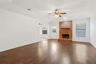 2705 Parkview Dr, Corinth, TX 76210 - Photo 6