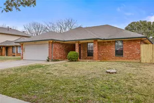 2705 Parkview Dr, Corinth, TX 76210 - Photo 2