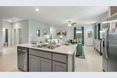 653 Harvey Street, Grandview, TX 76050 - Photo 4