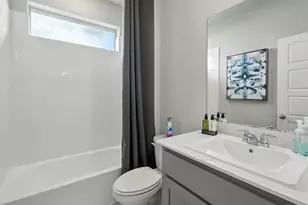 653 Harvey St, Grandview, TX 76050 - Photo 20