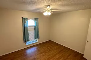 733 Toni Dr, Hurst, TX 76054 - Photo 8