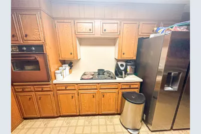 6401 Landmark Drive, Waco, TX 76710 - Photo 10