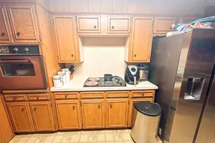 6401 Landmark Dr, Waco, TX 76710 - Photo 10