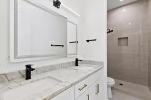 2703 Stonecrest Dr, Sherman, TX 75092 - Photo 20