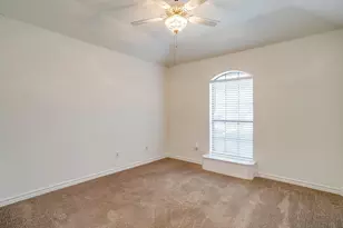 908 Country Club Dr, Joshua, TX 76058 - Photo 30