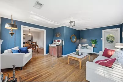 2129 Cardinal Lane, Fort Worth, TX 76111 - Photo 6