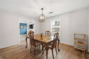 2129 Cardinal Ln, Fort Worth, TX 76111 - Photo 16