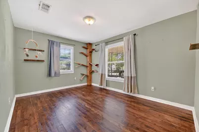 2129 Cardinal Lane, Fort Worth, TX 76111 - Photo 12