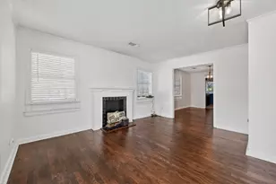 2129 Cardinal Ln, Fort Worth, TX 76111 - Photo 6