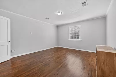 2129 Cardinal Lane, Fort Worth, TX 76111 - Photo 20