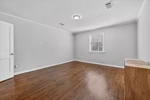 2129 Cardinal Ln, Fort Worth, TX 76111 - Photo 20