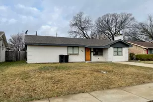 1009 Glenn Cir, Mesquite, TX 75149 - Photo 2