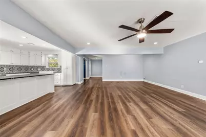 4007 Austin Avenue, Waco, TX 76710 - Photo 4