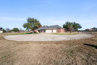 14617 Meadowland Circle, Newark, TX 76071 - Photo 38