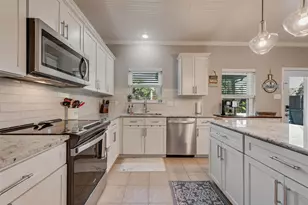 221 Wenrick Dr, Roanoke, TX 76262 - Photo 16