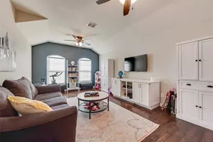 221 Wenrick Dr, Roanoke, TX 76262 - Photo 18