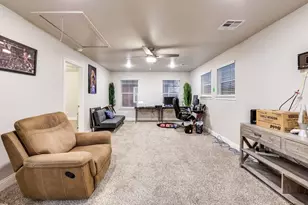 3233 Washington St, Greenville, TX 75401 - Photo 4