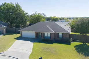 7205 Windcrest Ct E, North Richland Hills, TX 76182 - Photo 1