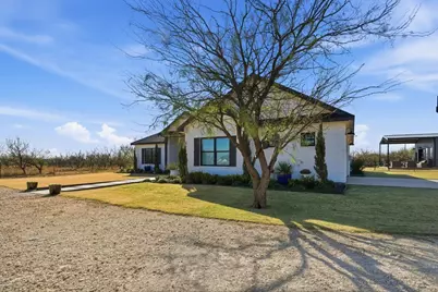 136 Mistletoe Lane, Lawn, TX 79530 - Photo 4